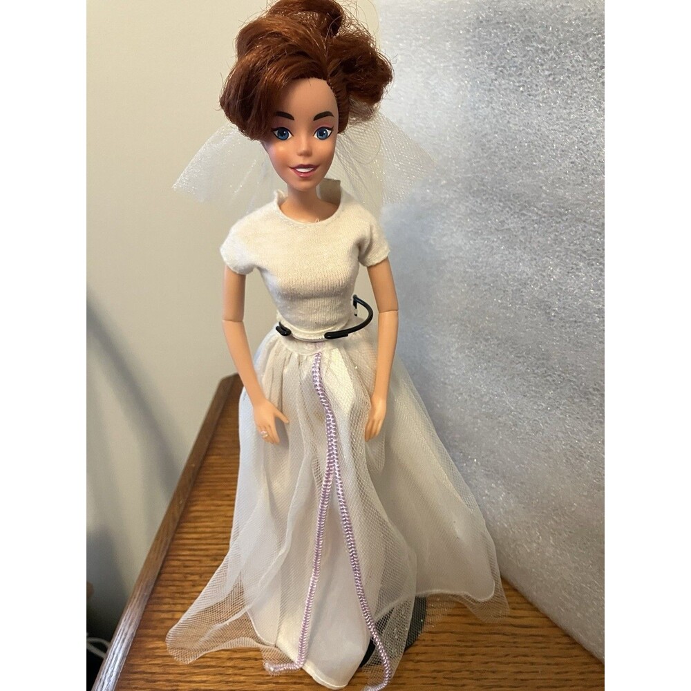 Anastasia Wedding Day Doll Galoob 1997 Original Veil 11.5” Bride